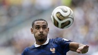 Morgan Rogers Deal, Kini Chelsea Kejar Bek Incaran Arsenal Juga