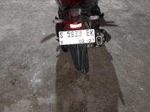 Misterius! Motor Ditinggal di Halaman Sekolah Lamongan, Pemilik Kabur