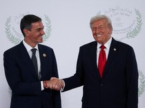 Video Momen Trump Satu Tribun dengan PM Spanyol Nonton Final Piala Dunia