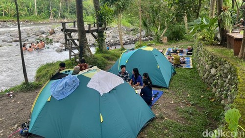 Unda River Camp, tempat berakhir pekan bersama teman dan keluarga di tepian Kota Semarapura, Klungkung, Bali.