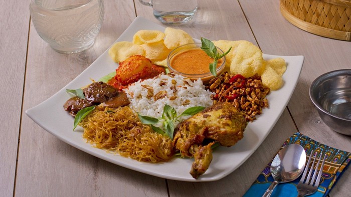 10 Hidangan Nasi Terenak di Indonesia
