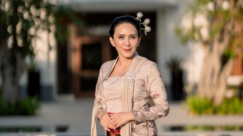 3 Pesan Penting Rieke Diah Pitaloka ke 3 Anak Cowok