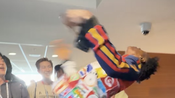 BTS dan IShowSpeed bertemu di piala dunia.
