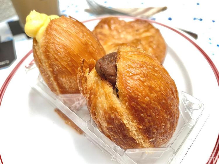 Nyamm! Sarapan Cicip CroEgg Flaky dan Sea Salt Coffee di Kafe Baru Jaksel