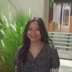 Ogah Panggung Megah, Danilla Riyadi Lebih Pilih Tampil Intimate Bareng Fans