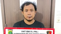 Geger Pria Depok Tantang Bocah Makan Cabai hingga Masuk Freezer