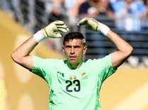 Chelsea Tebus Emiliano Martinez dari Aston Villa