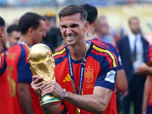 Fabian Ruiz: Trofiku Paling Banyak, Menang Ballon dOr Kenapa Tidak?