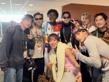 Video Ketemu BTS di Backstage Pildun, IShowSpeed Langsung Backflip