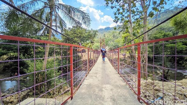 Jembatan Merah di Ciamis Jembatan Merah di Ciamis