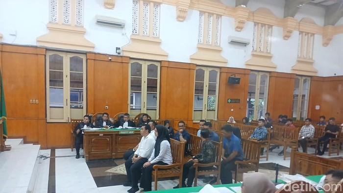 Kadis Kominfo dan para saksi lainnya di ruang Cakra 1 Pengadilan Negeri Medan, Senin (20/7/2026)