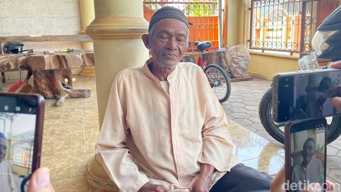 Warga Trangkil Pati mengaku bantuan sosial kematian disunat oknum perangkat desa Rp 300 ribu, Senin (20/7/2026).