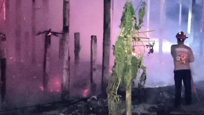Kebakaran kandang ayam di Kedungwaru, Tulungagung