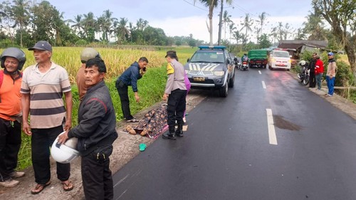 Kecelakaan maut terjadi di Jalan Batukaru-Cepag, Banjar Dinas Pitra, Desa Penebel, Kecamatan Penebel, Senin (20/7/2026). Akibatnya satu orang meninggal dunia dan tiga lainnya luka-luka. /Humas Polres Tabanan