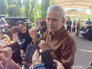 Bos LPS Klaim Masyarakat Tidak Lagi Makan Tabungan