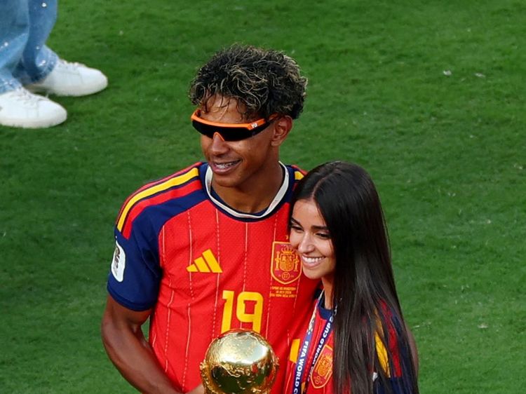 Potret Romantis Lamine Yamal dan Pacar Usai Spanyol Juara Piala Dunia 2026