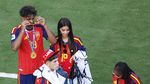 Potret Romantis Lamine Yamal dan Pacar Usai Spanyol Juara Piala Dunia 2026