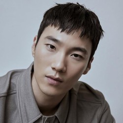 Aktor Lee Hong Nae Digaet Main Live Action Solo Leveling