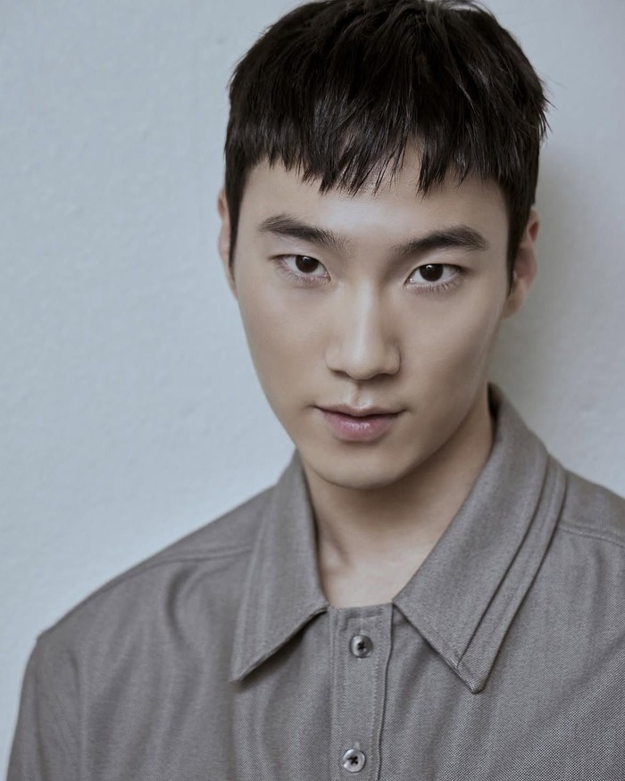 Aktor Korea Selatan Lee Hong Nae.
