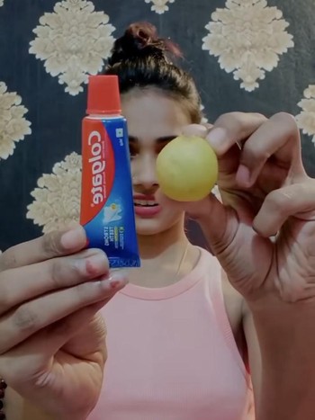 Viral Campuran Pasta Gigi & Lemon untuk Memutihkan Wajah, Ini Kata Pakar