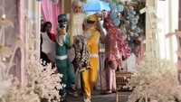 Viral Antimainstream, Pengantin Sunda Ini Diarak Power Rangers ke Pelaminan