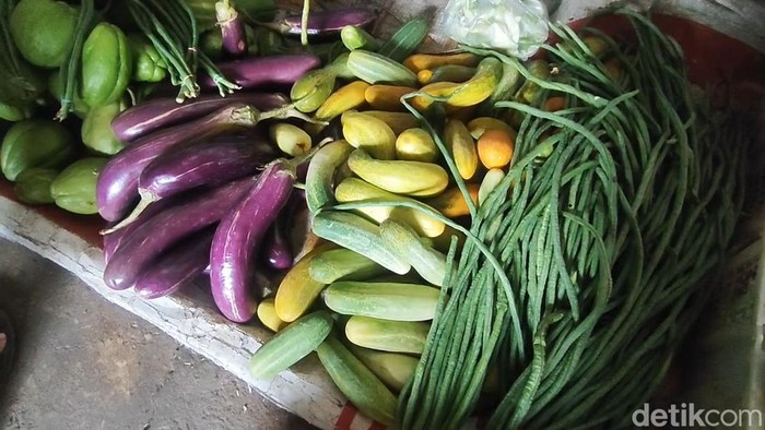 Penjual Sayur di Pasuruan