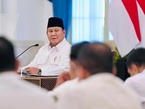 Prabowo Tak Mau Rakyat Keluar Uang buat Dapat Bansos