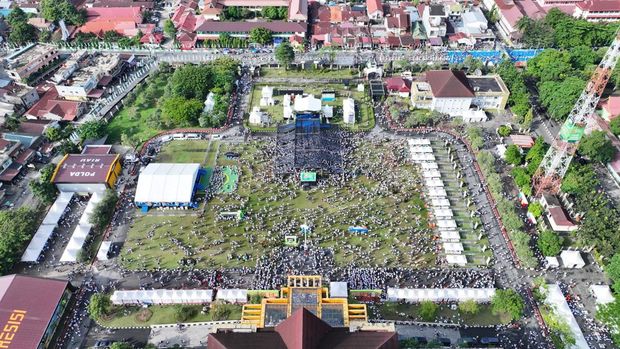 Riau Bhayangkara Run 2026 sukses digelar dan menjadi magnet sport tourism yang mendongkrak perekonomian lokal Riau Bhayangkara Run 2026 sukses digelar dan menjadi magnet sport tourism yang mendongkrak perekonomian lokal, Minggu (19/7/2026).