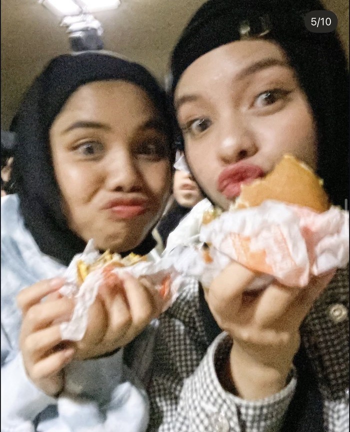Sajidah Halilintar Rayakan Ultah di Pantai hingga Makan di Resto Korea