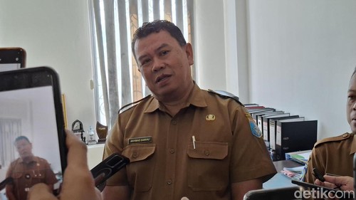 Sekda Lombok Barat, Akhmad Saikhu. (Foto: Ahmad Viqi/detikBali).