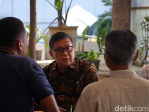 Hasto Soal Mal Surabaya Dipagari: Jangan Sampai Kricikan Dadi Grojogan