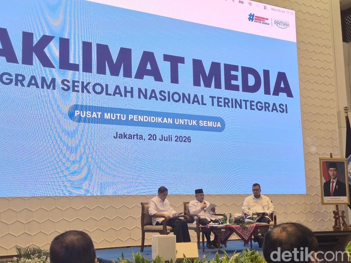 Taklimat media Sekolah Nasional Terintegrasi oleh Kemendikdasmen di Jakarta, Senin (20/7/2026).