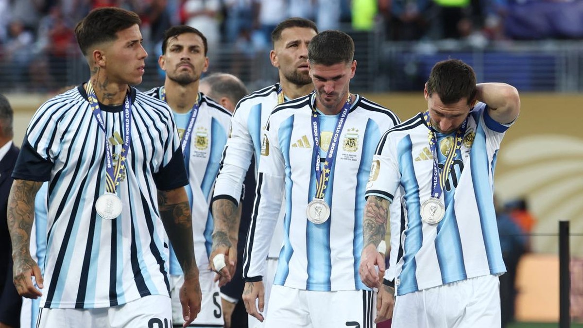 SOCCER-WORLDCUP-ESP-ARG/