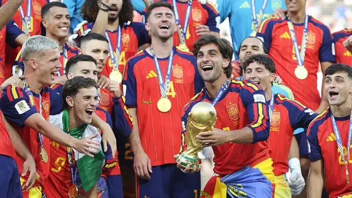 Ferran Torres, sang pencetak gol, dan pemain Spanyol merayakan juara Piala Dunia 2026.