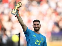 Unai Simon Cetak Rekor Piala Dunia, Puji Lini Belakang Spanyol