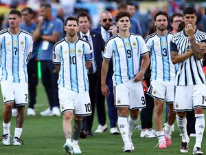 Ejekan buat Argentina: Lebih banyak Sentuhan Tom Cruise di Kotak Penalti