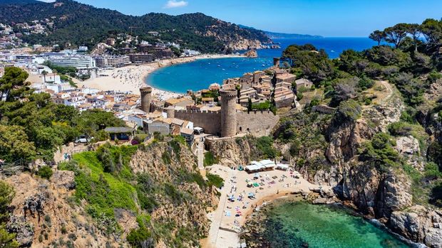 Tossa de Mar, Seafaring Village di Costa Brava.