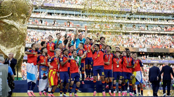 U.S. President Donald Trump walks after presented the FIFA World Cup trophy to Spain after its victory in the 2026 World Cup final at New York New Jersey Stadium in East Rutherford, New Jersey, U.S., July 19, 2026. REUTERS/Evan Vucci REFILE - QUALITY
