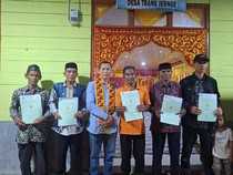 21 Tahun Menanti, 441 Keluarga Transmigran Simeulue Kini Miliki SHM