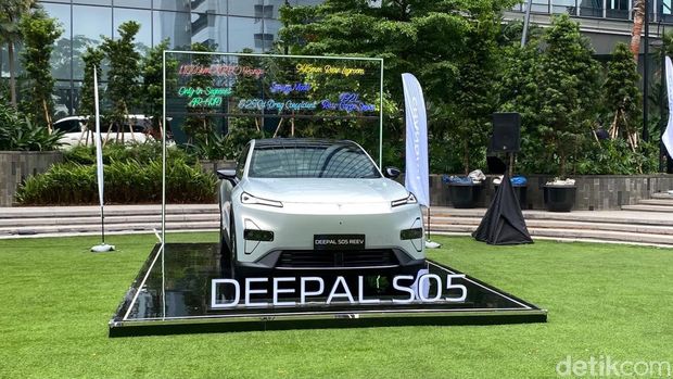 Changan Deepal SO5 Meluncur, Harga Mulai dari Rp 509 Juta