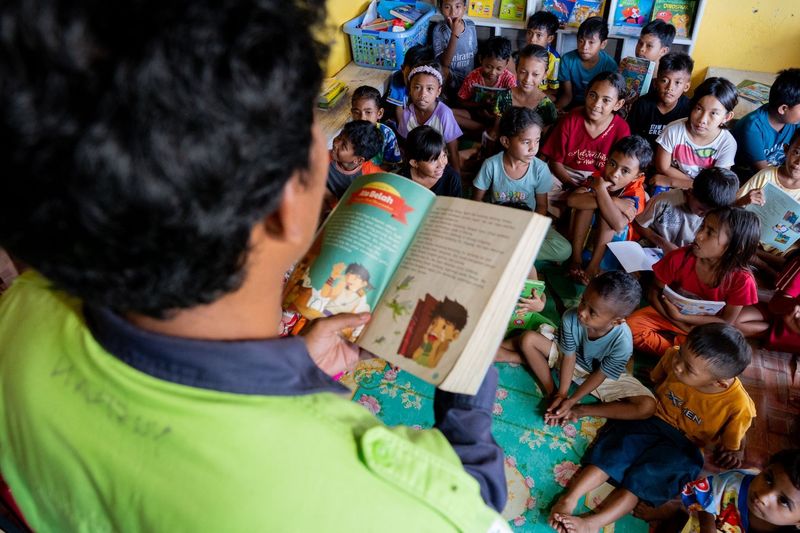Dukung Literasi Anak di 3T, Harita Nickel Bangun Rumah Belajar di Pulau Obi