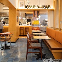 Freckles Pizza Studio, Resto Mungil Nuansa Japandi Minimalis di Kebayoran Baru