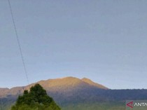 Gunung Sorikmarapi Sumut Berstatus Waspada, Warga Diminta Jaga Jarak