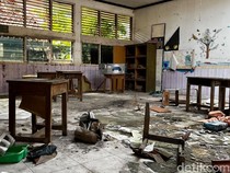 Ortu Siswa soal SDN di Kebayoran Lama Roboh: Pagi Miring, Sorenya Bruk