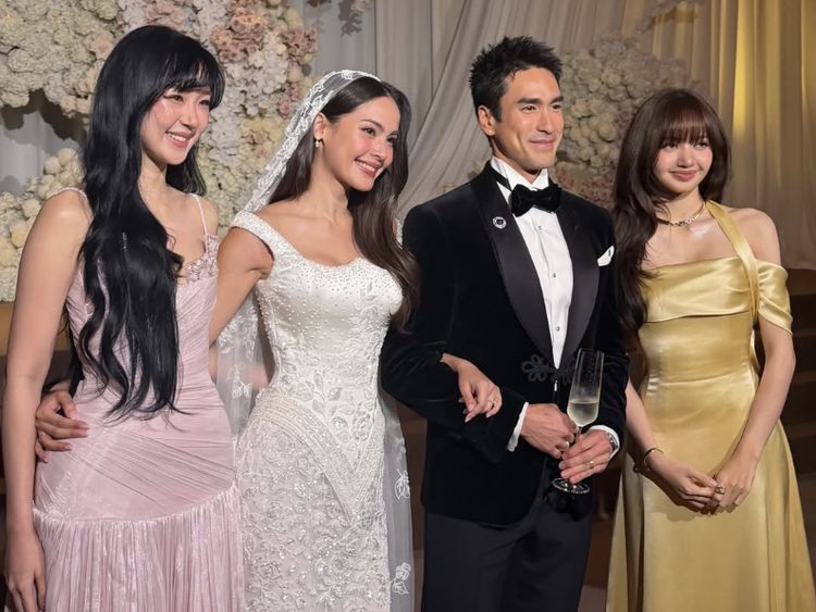 Potret Nadech & Yaya, Couple Artis Thailand Nikahnya Dihadiri Lisa BLACKPINK