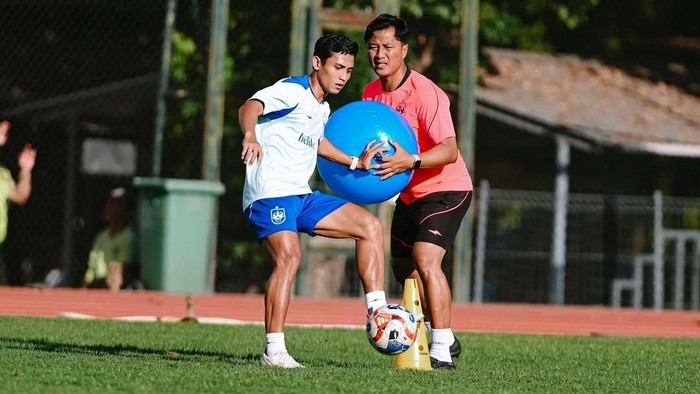Para pemain PSIS menjalani TC di Jogja, Selasa (21/7/2026).