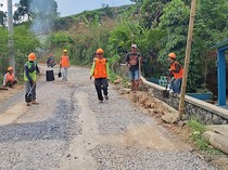 Krisis Fiskal, Perbaikan Jalan di Sukabumi Lewati Jalur Terjal
