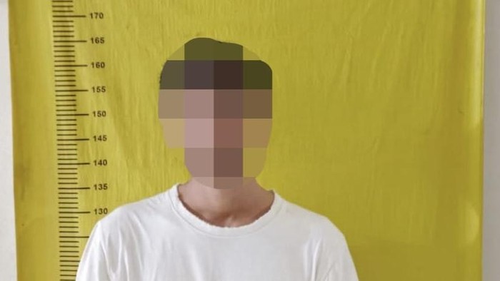 Polisi menangkap seorang pemuda berinisial AS alias E (26) yang diduga sebagai pengedar narkoba di wilayah Sepatan. (Dok. Istimewa).