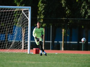 PSIS Datangkan Kiper Reky Rahayu dari PSMS Medan