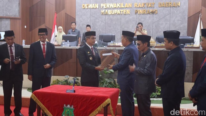 Rapat paripurna persetujuan bersama Ranperda Pertanggungjawaban APBD tahun 2025.